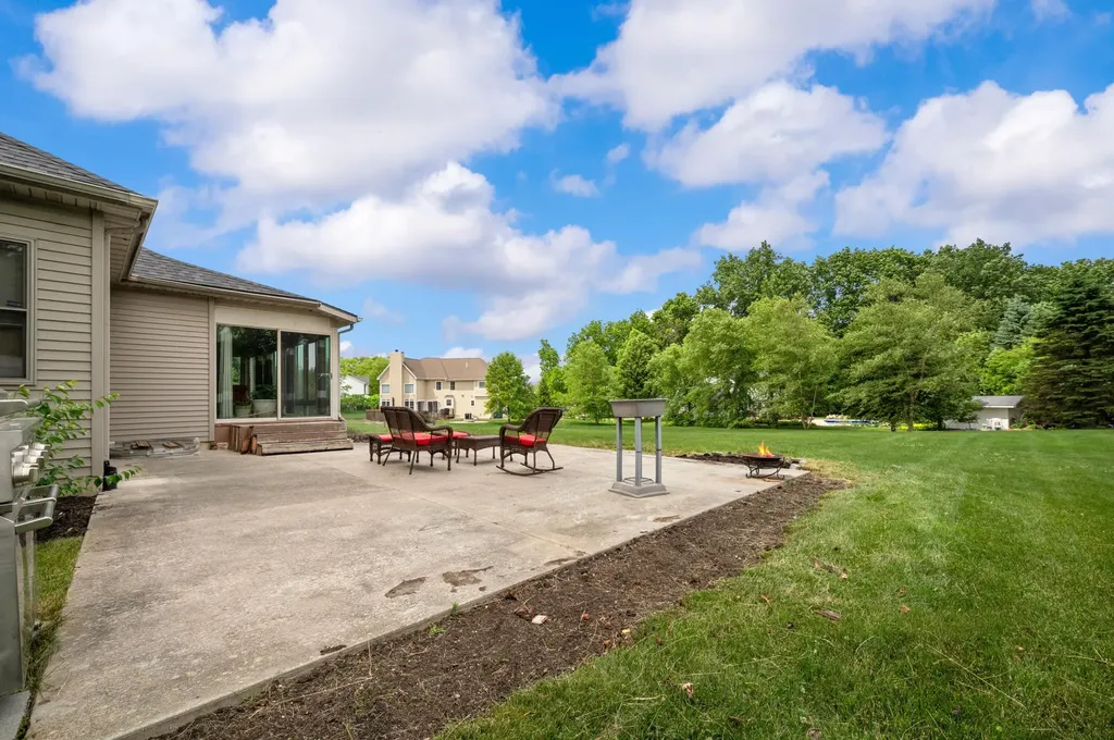 4823 Pleasant Meadow Circle Royalton Township MI 49085