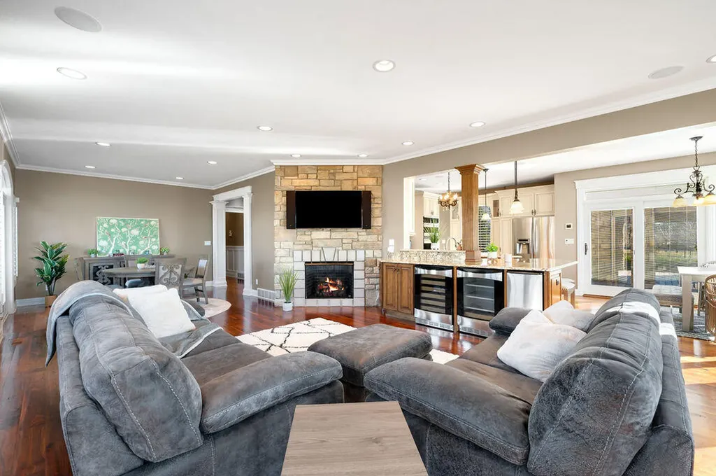 651 Sul Lago S Benton Charter Township MI 49022