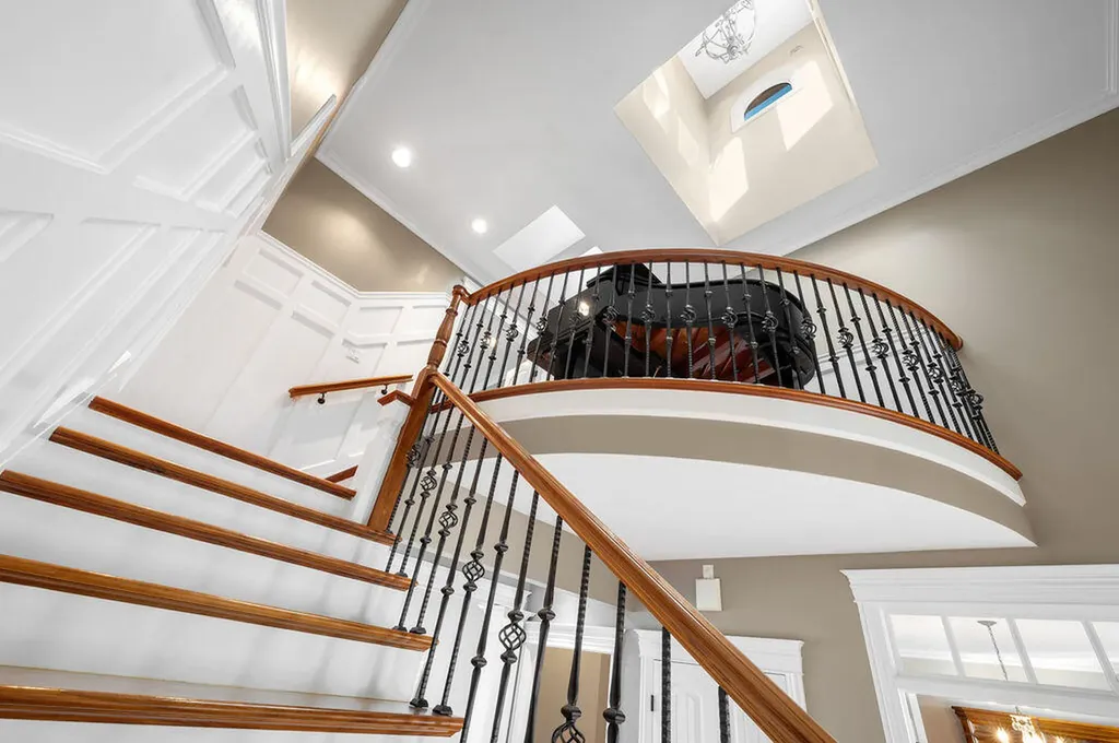 651 Sul Lago S Benton Charter Township MI 49022