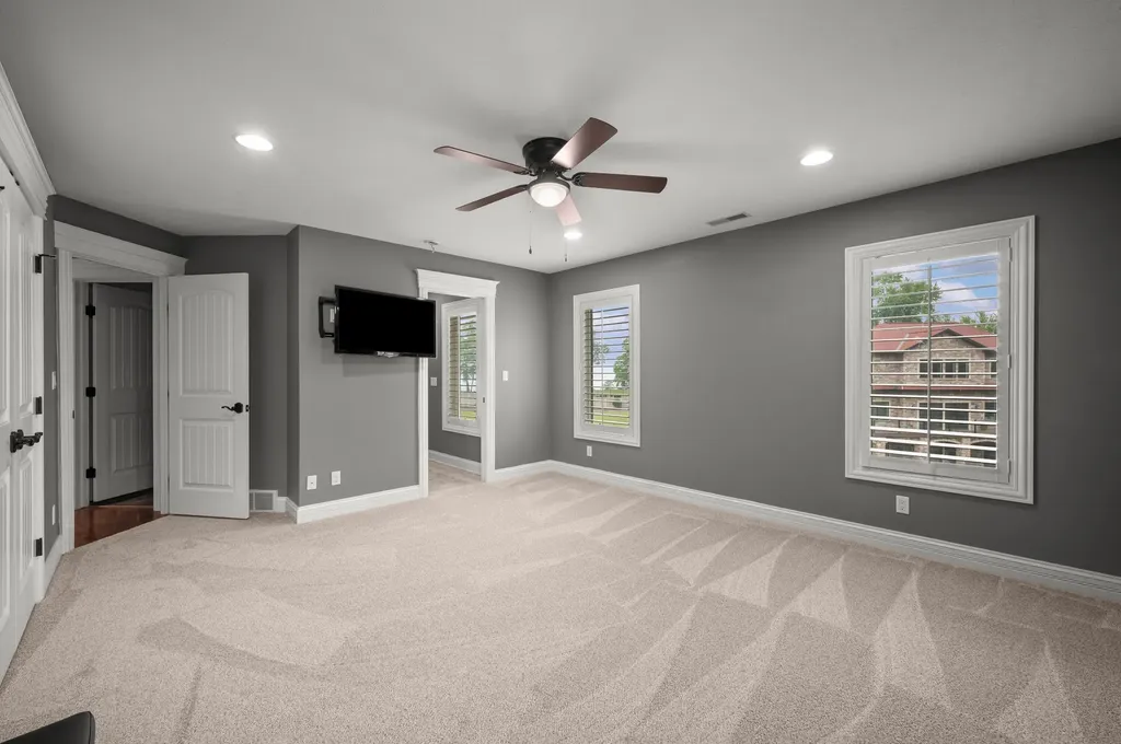 651 Sul Lago S Benton Charter Township MI 49022