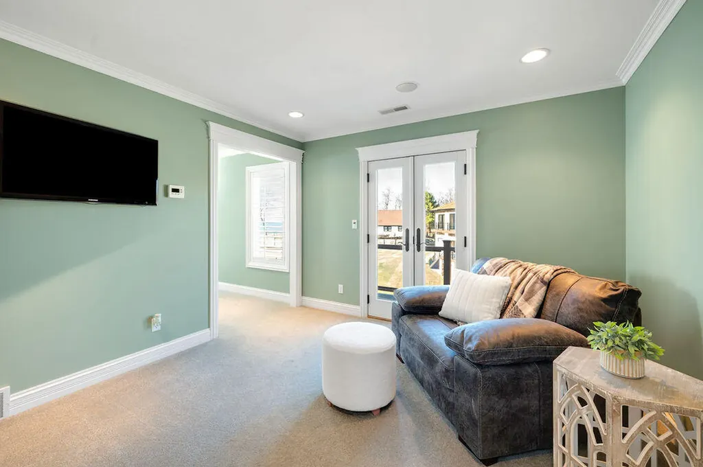 651 Sul Lago S Benton Charter Township MI 49022