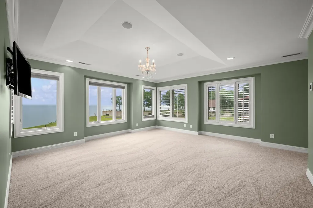 651 Sul Lago S Benton Charter Township MI 49022
