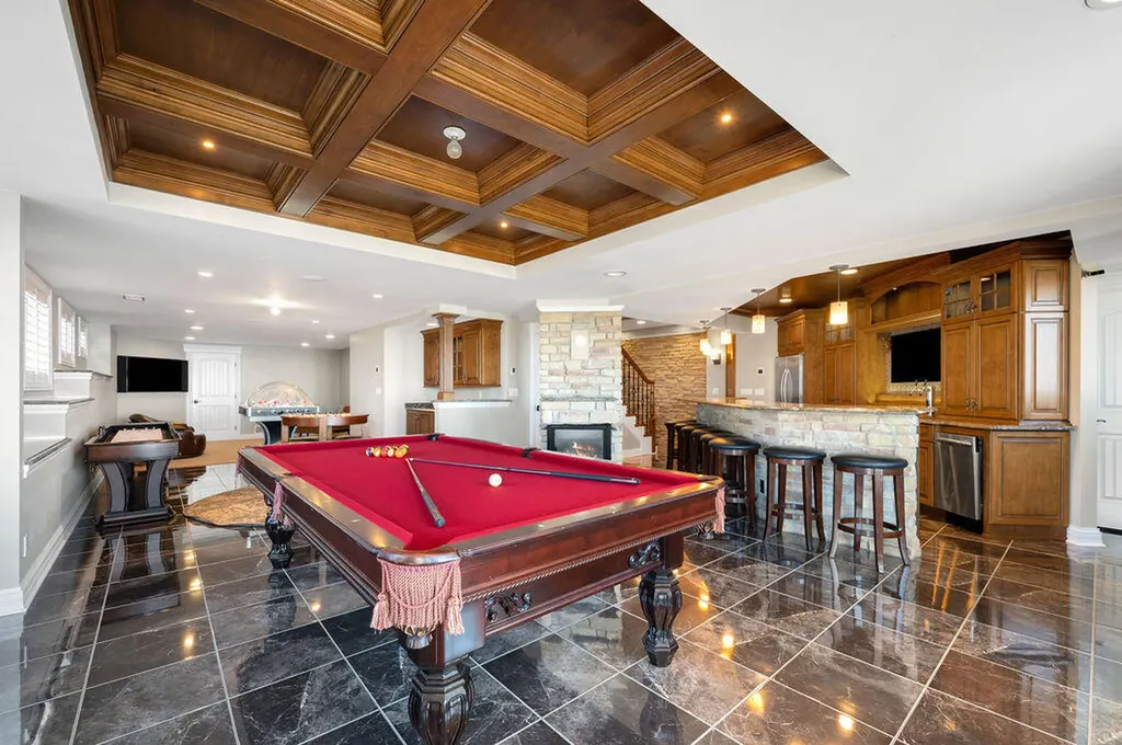 651 Sul Lago S Benton Charter Township MI 49022