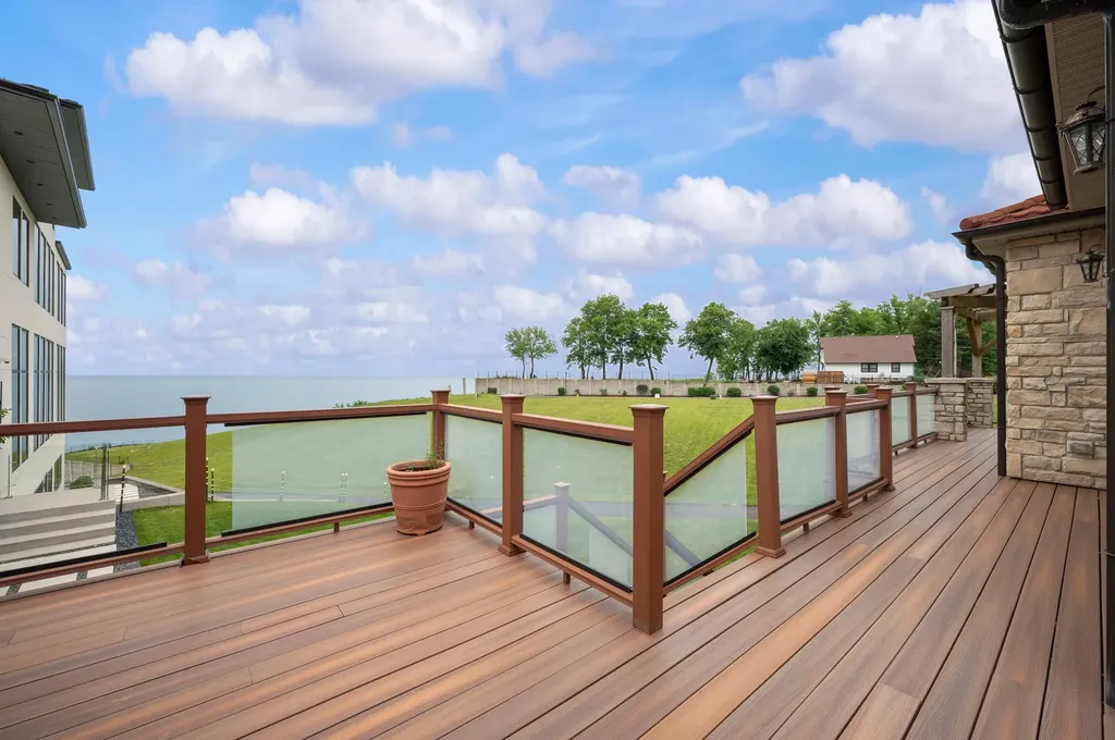 651 Sul Lago S Benton Charter Township MI 49022