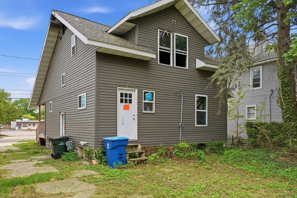 1771 Sanford Street Muskegon City MI 49441