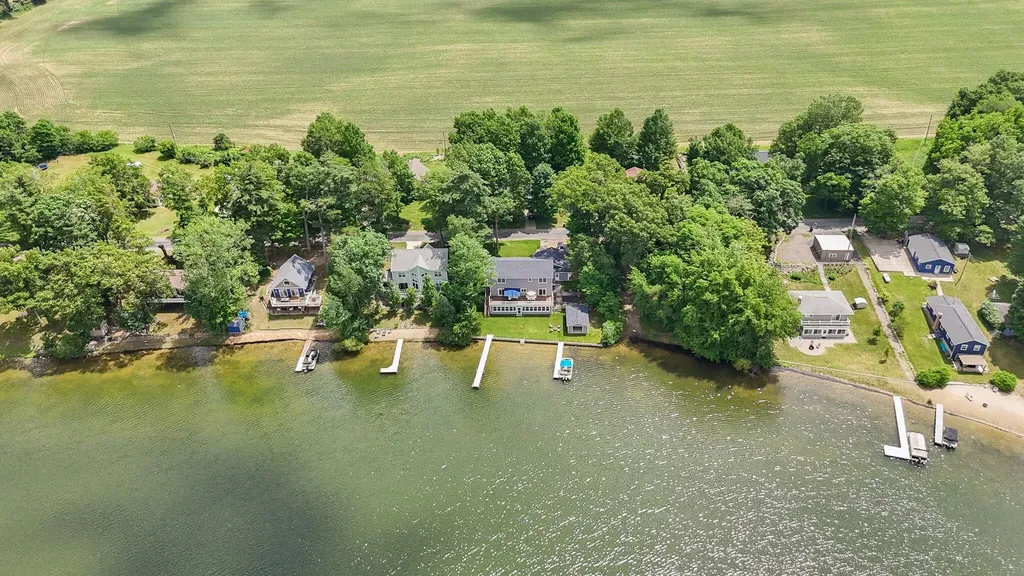 86640 60th Street Keeler Township MI 49045