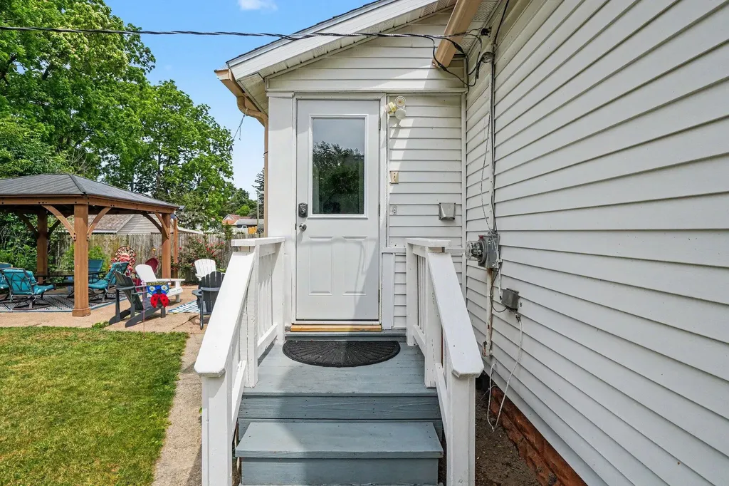 729 South Haven Place South Haven City MI 49090
