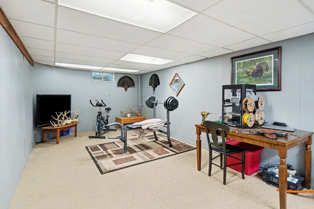 24064 Redfield Street Ontwa Township MI 49112