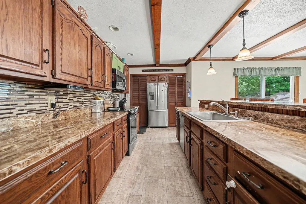 24064 Redfield Street Ontwa Township MI 49112