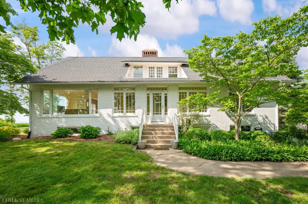 2815 Lake Pines Path Lincoln Charter Township MI 49085