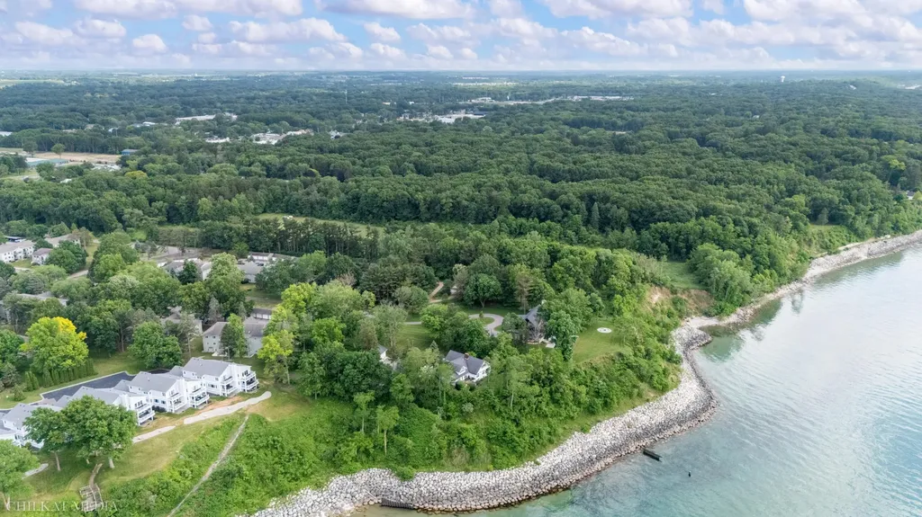 2815 Lake Pines Path Lincoln Charter Township MI 49085