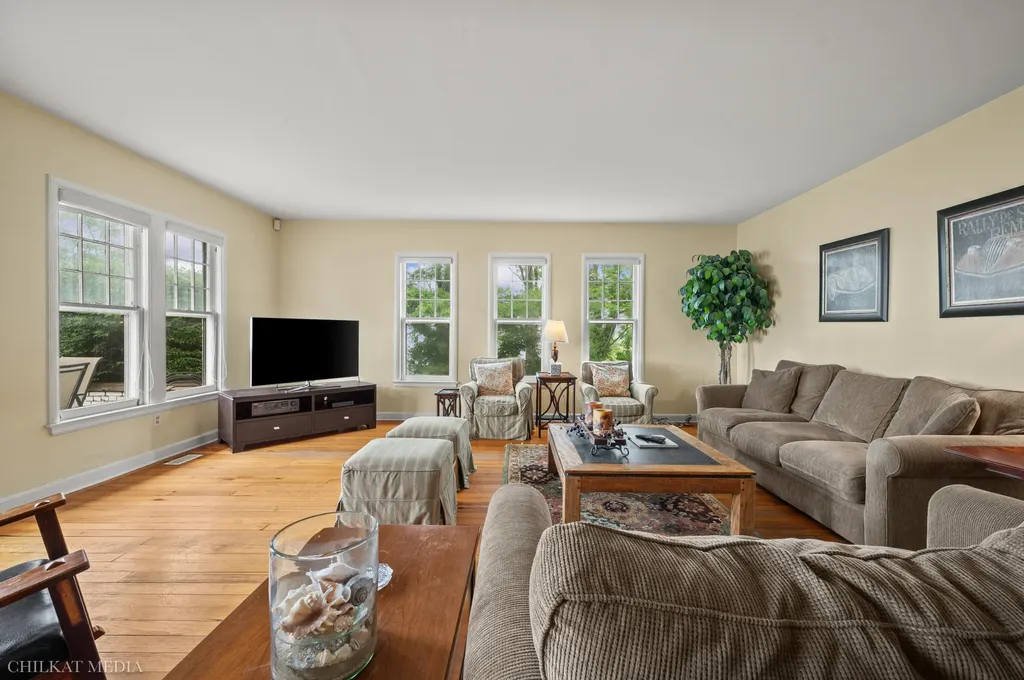 2815 Lake Pines Path Lincoln Charter Township MI 49085