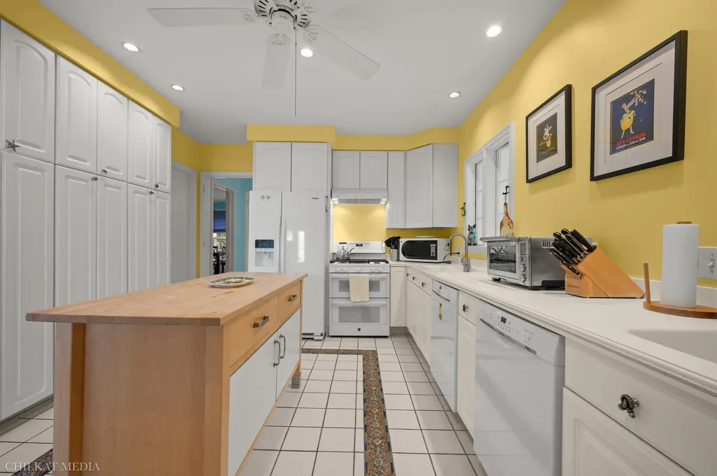 2815 Lake Pines Path Lincoln Charter Township MI 49085