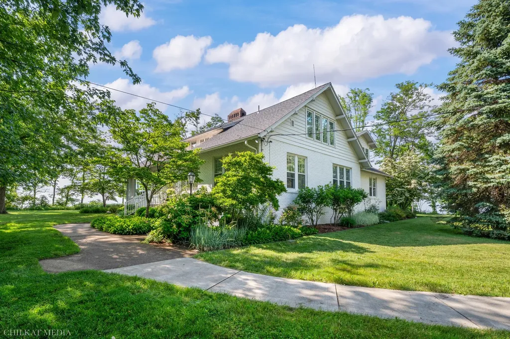 2815 Lake Pines Path Lincoln Charter Township MI 49085