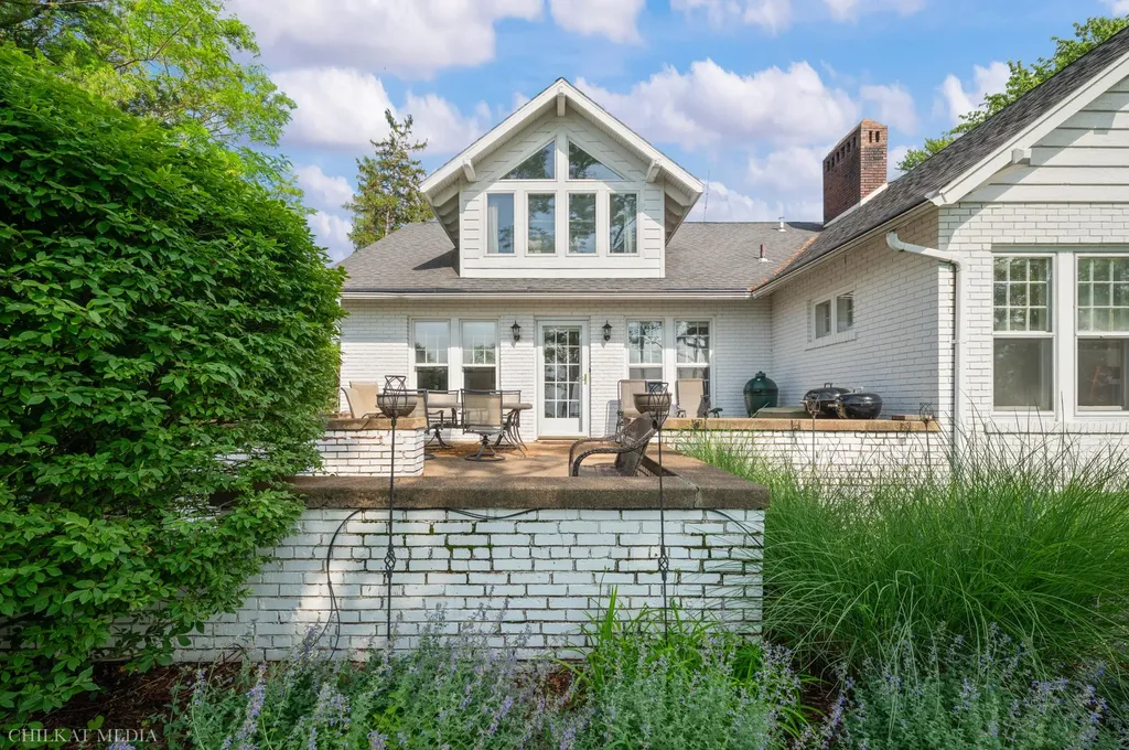 2815 Lake Pines Path Lincoln Charter Township MI 49085