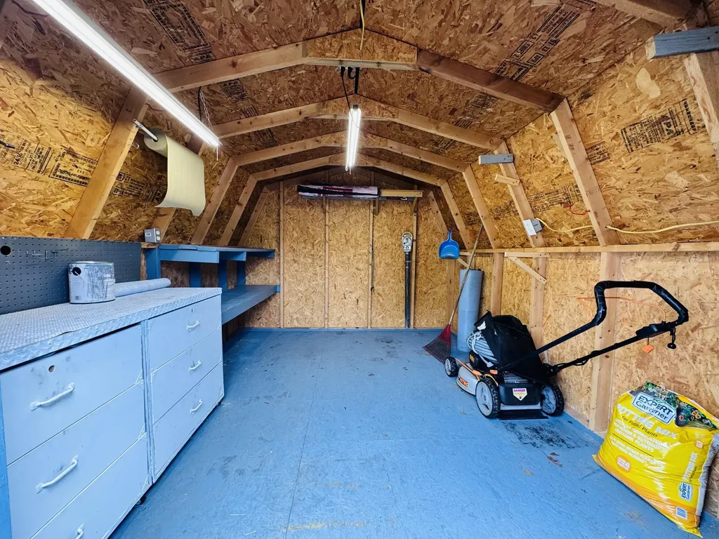 22 N Wildflower Niles Township MI 49120