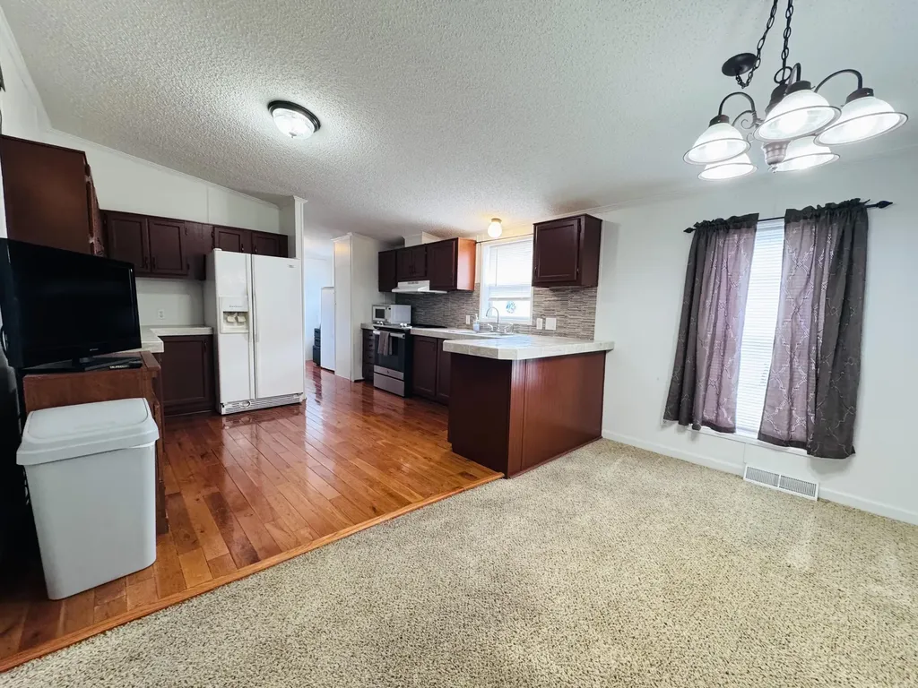 22 N Wildflower Niles Township MI 49120