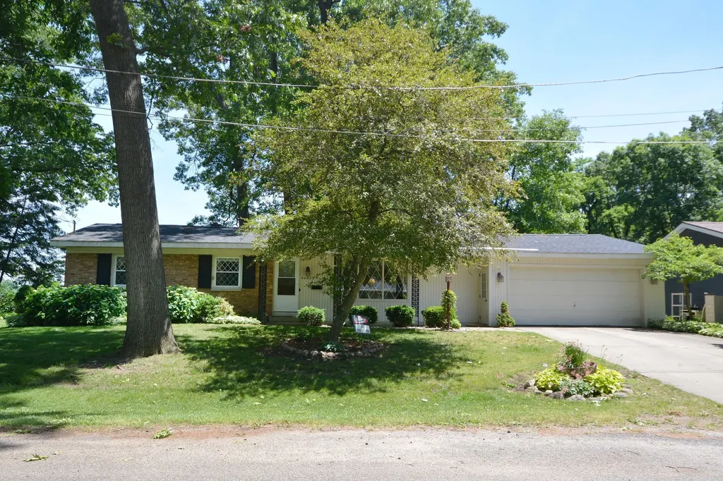 50829 Barber Street Paw Paw Township MI 49079