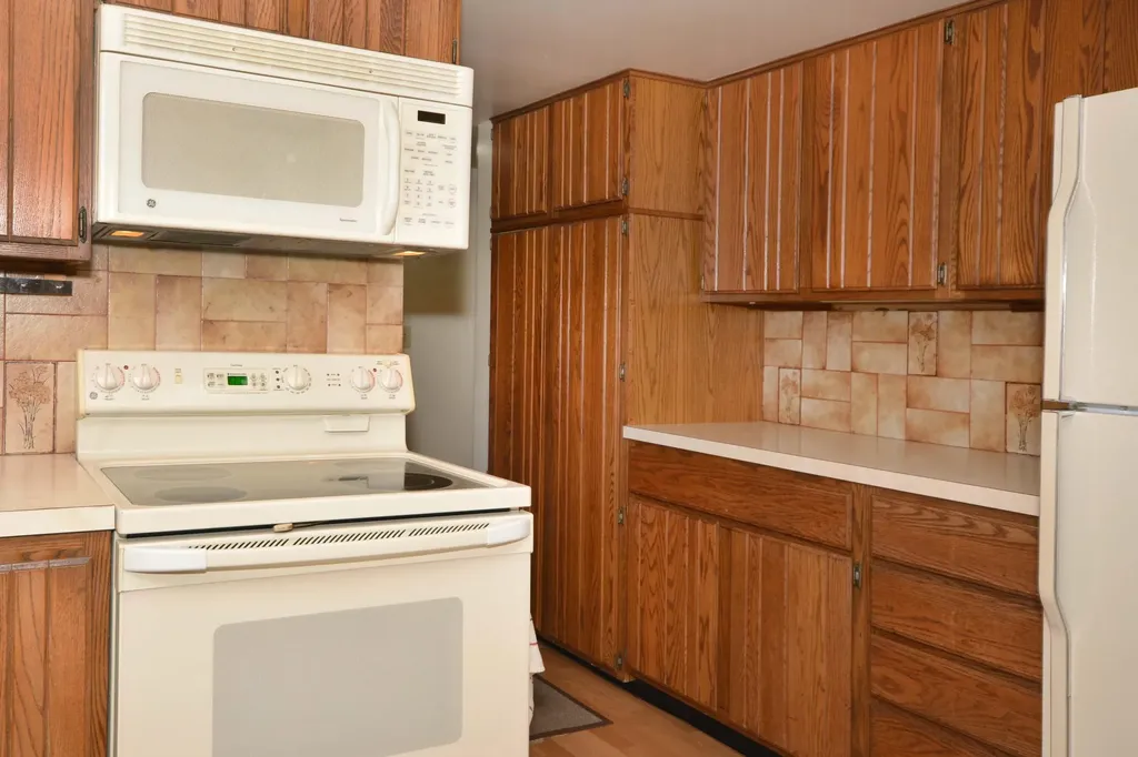 50829 Barber Street Paw Paw Township MI 49079