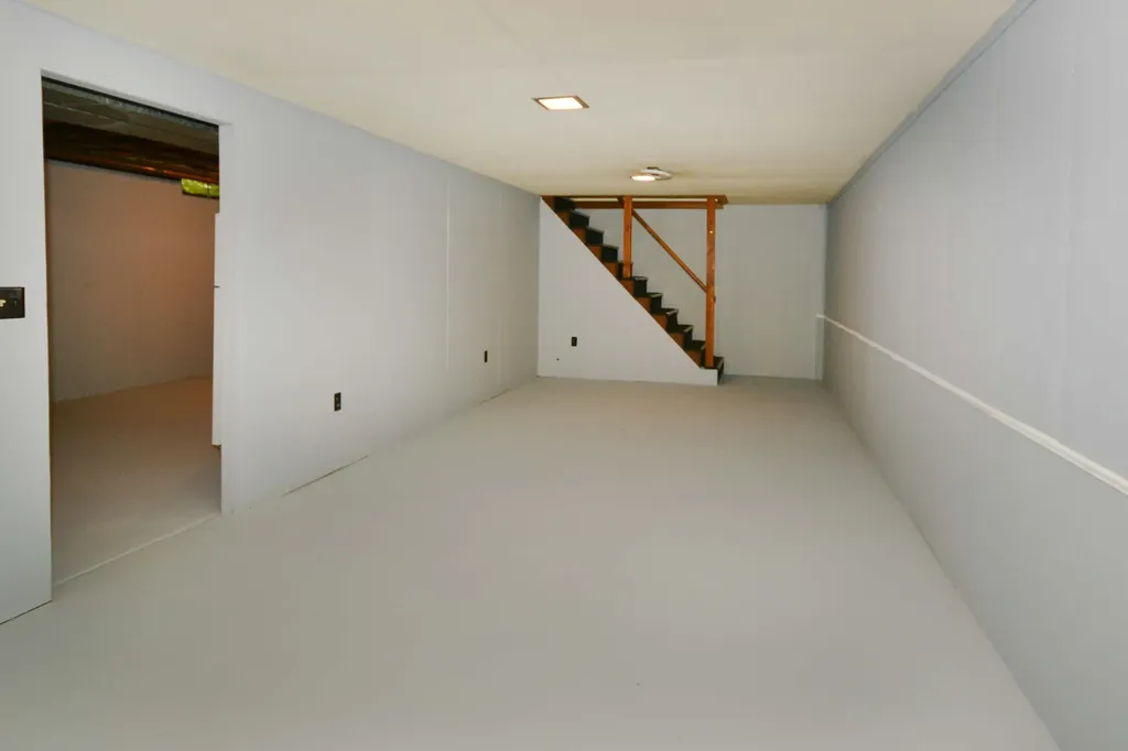 50829 Barber Street Paw Paw Township MI 49079