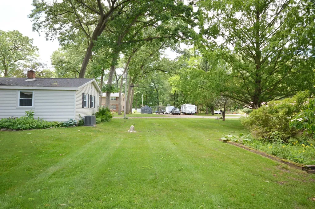 50829 Barber Street Paw Paw Township MI 49079