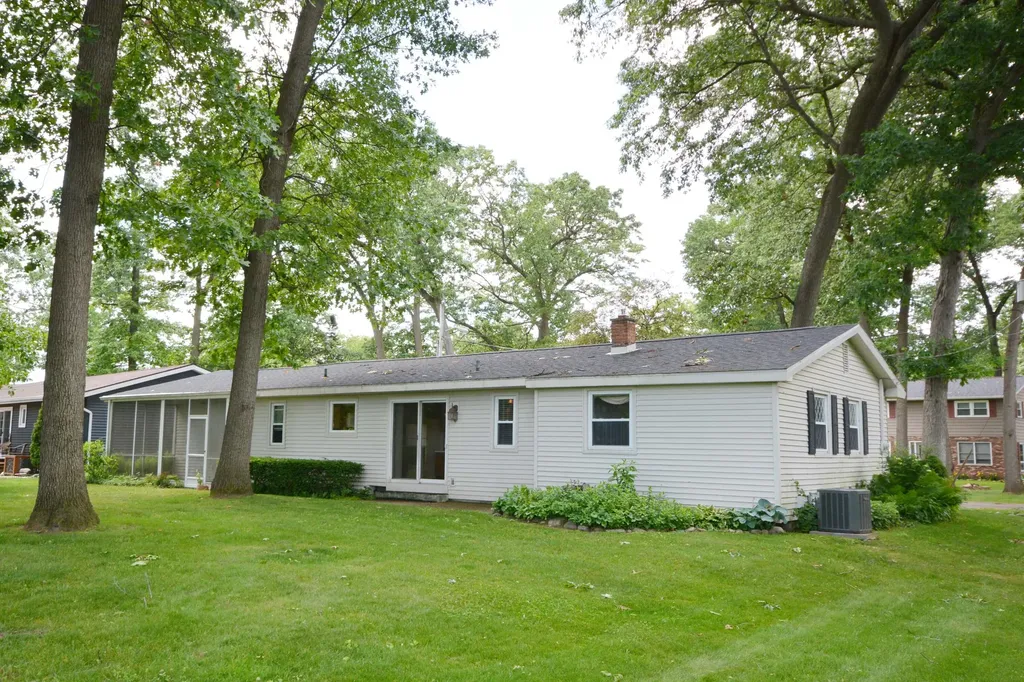 50829 Barber Street Paw Paw Township MI 49079