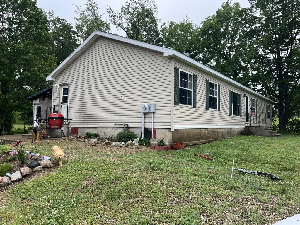 41261 County Road 681 Arlington Township MI 49013