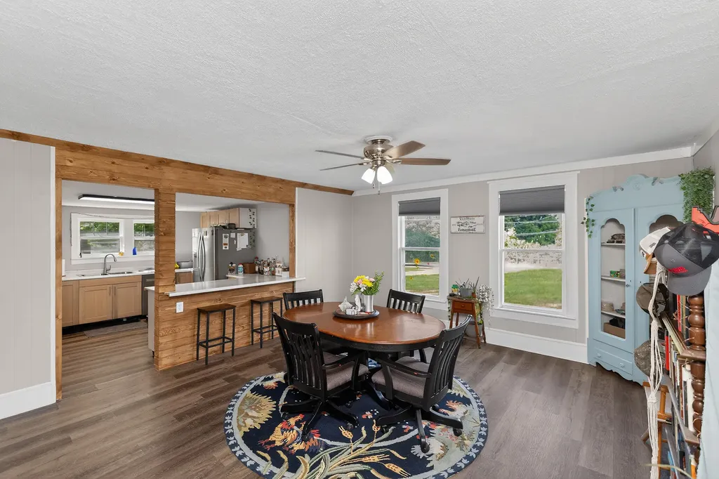 123 Hilltop Lane Cassopolis Village MI 49031