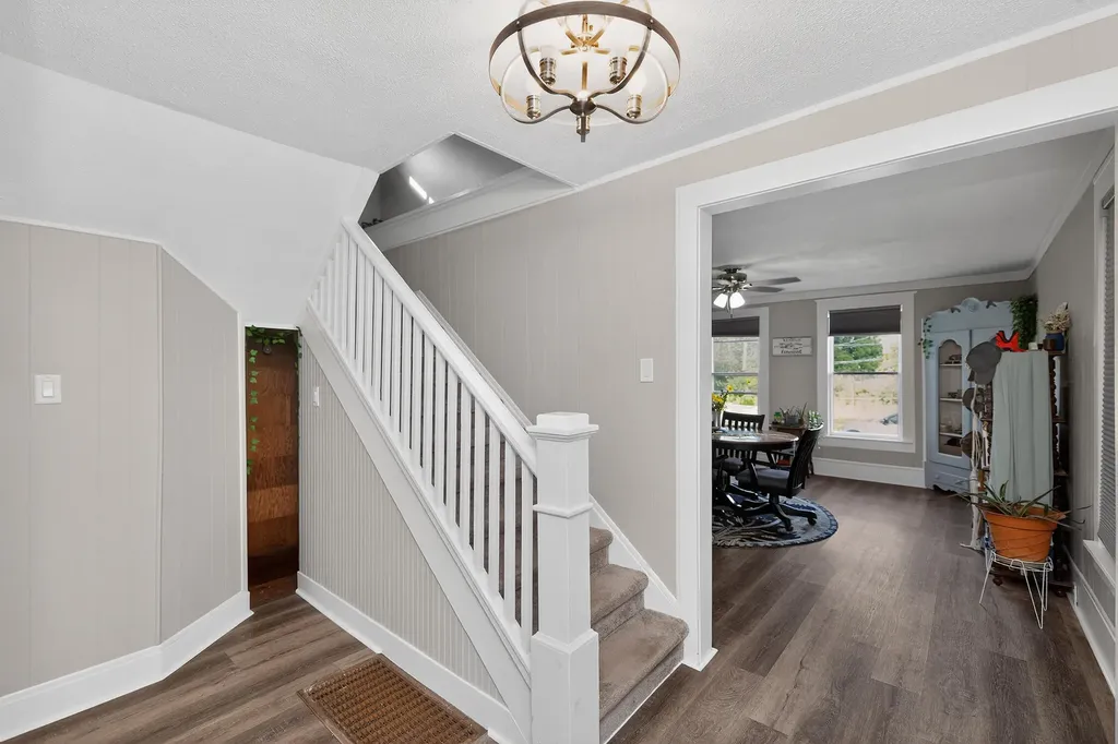 123 Hilltop Lane Cassopolis Village MI 49031