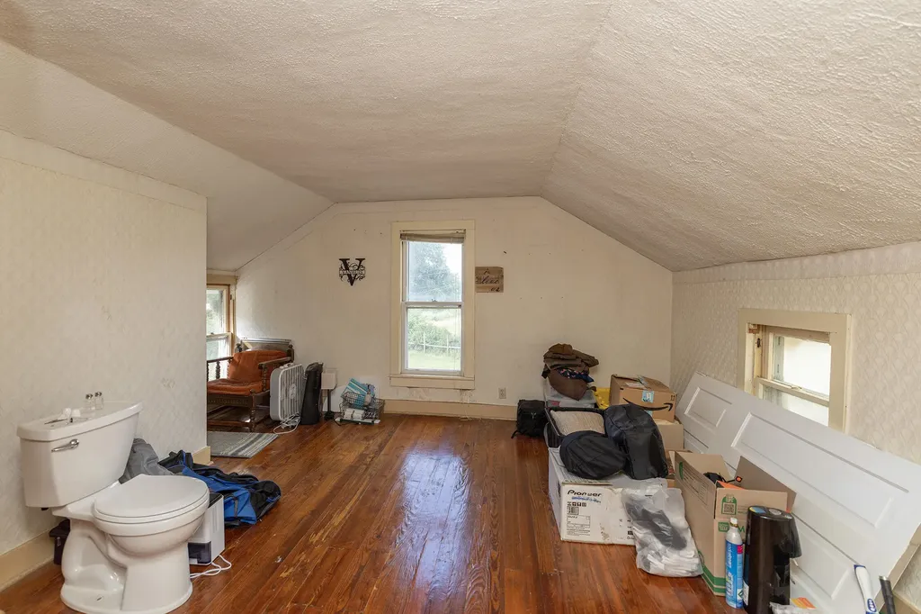 123 Hilltop Lane Cassopolis Village MI 49031