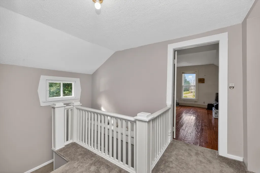 123 Hilltop Lane Cassopolis Village MI 49031