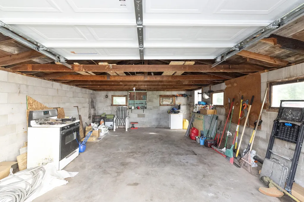 123 Hilltop Lane Cassopolis Village MI 49031