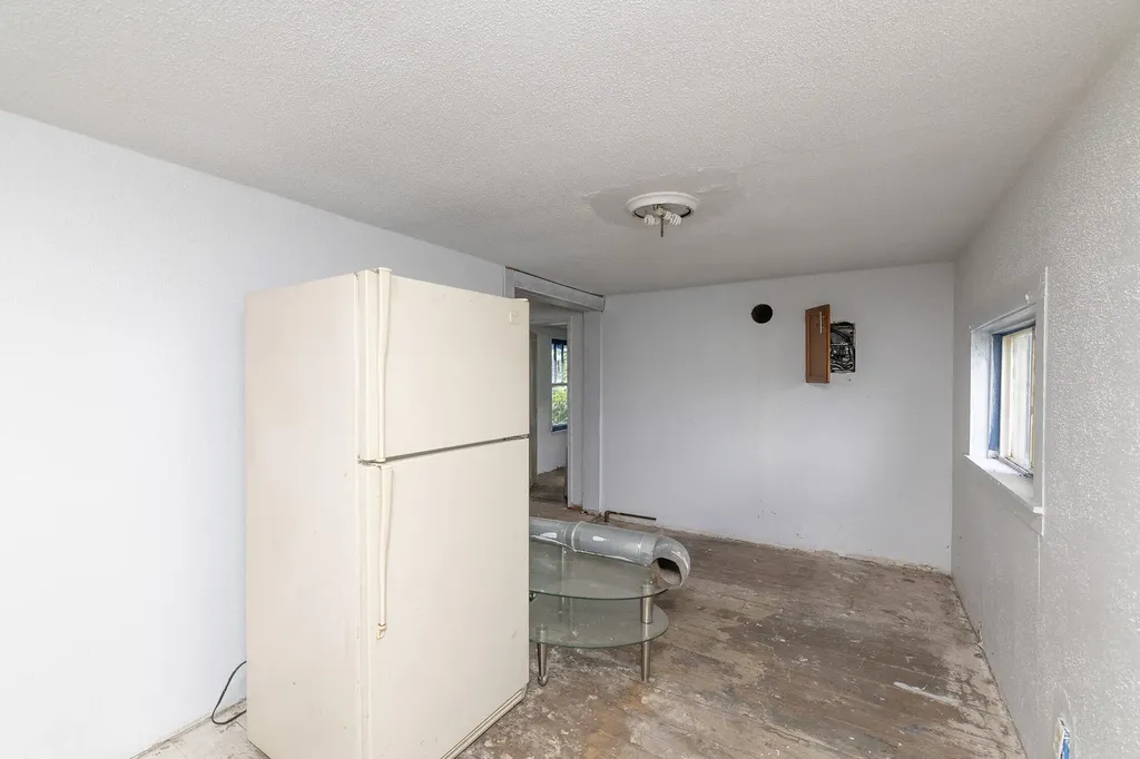 123 Hilltop Lane Cassopolis Village MI 49031