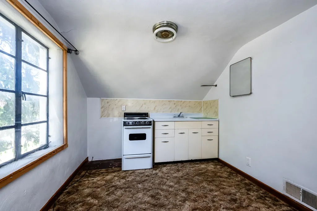 312 W Chicago Street Buchanan City MI 49107