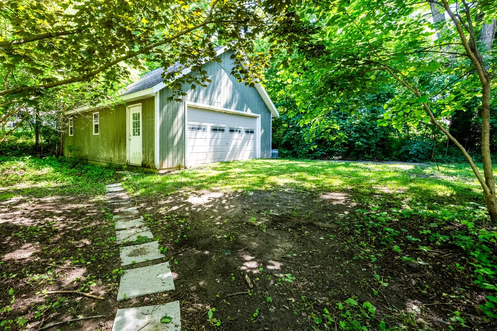 312 W Chicago Street Buchanan City MI 49107