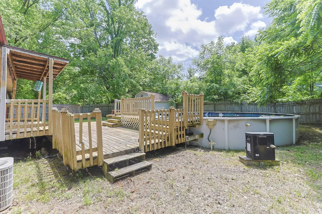 6408 Spaulding Avenue Chikaming Township MI 49125