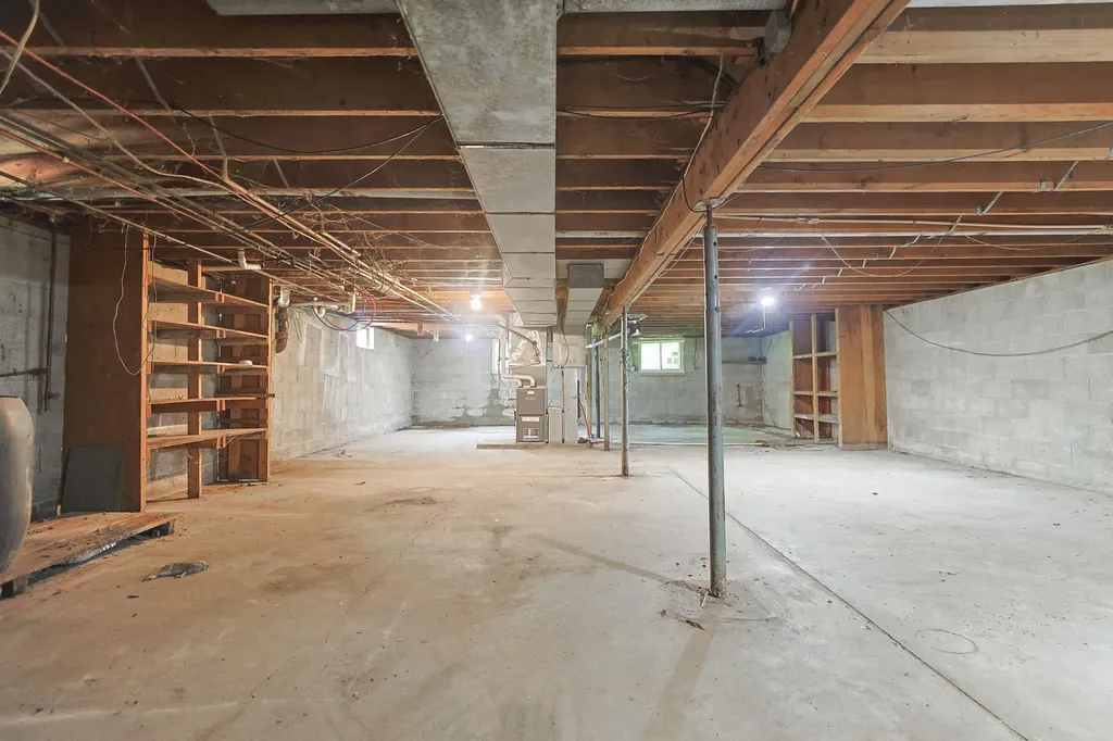 6408 Spaulding Avenue Chikaming Township MI 49125