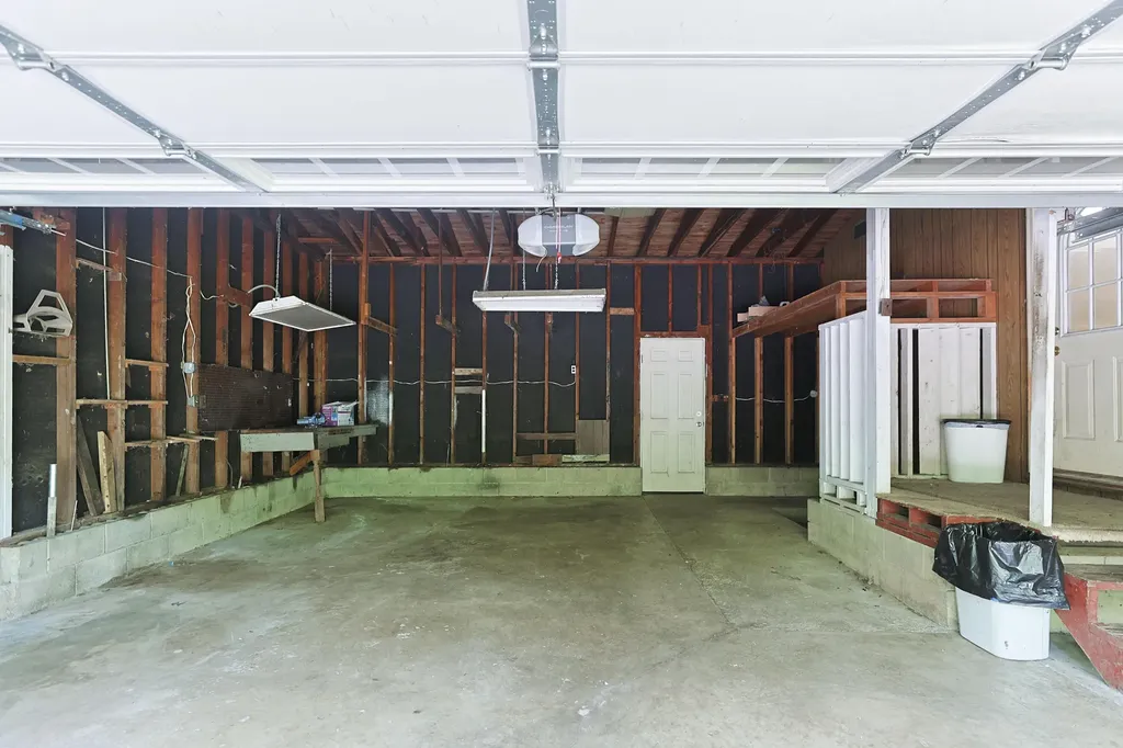 6408 Spaulding Avenue Chikaming Township MI 49125