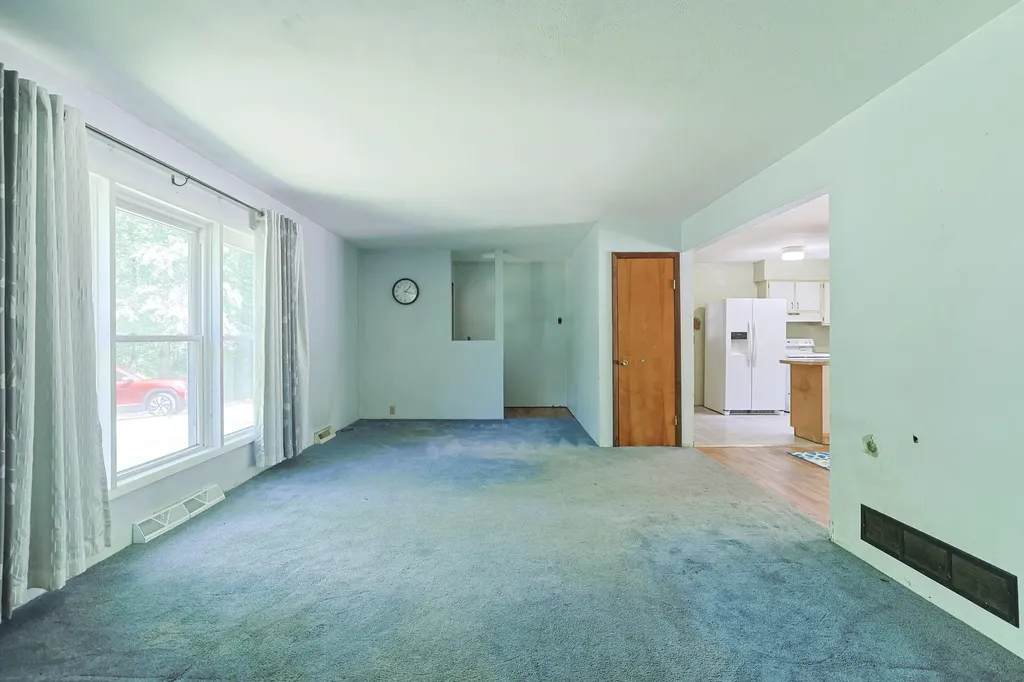 6408 Spaulding Avenue Chikaming Township MI 49125