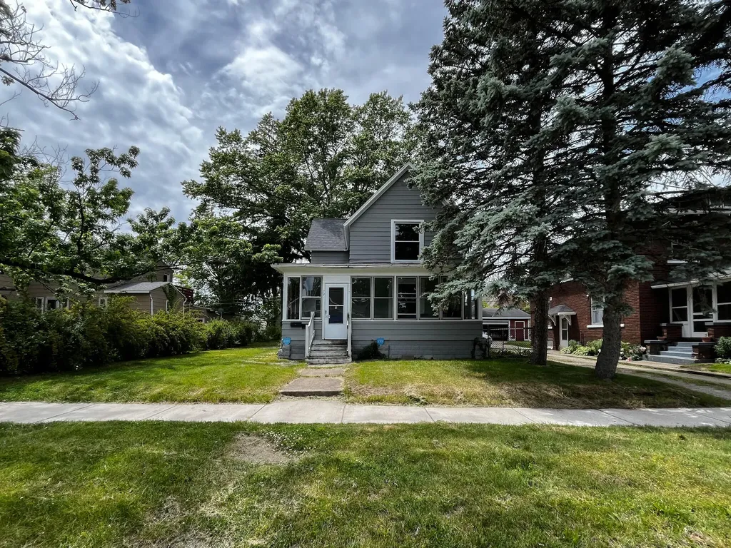 774 Lavette Avenue Benton Harbor City MI 49022