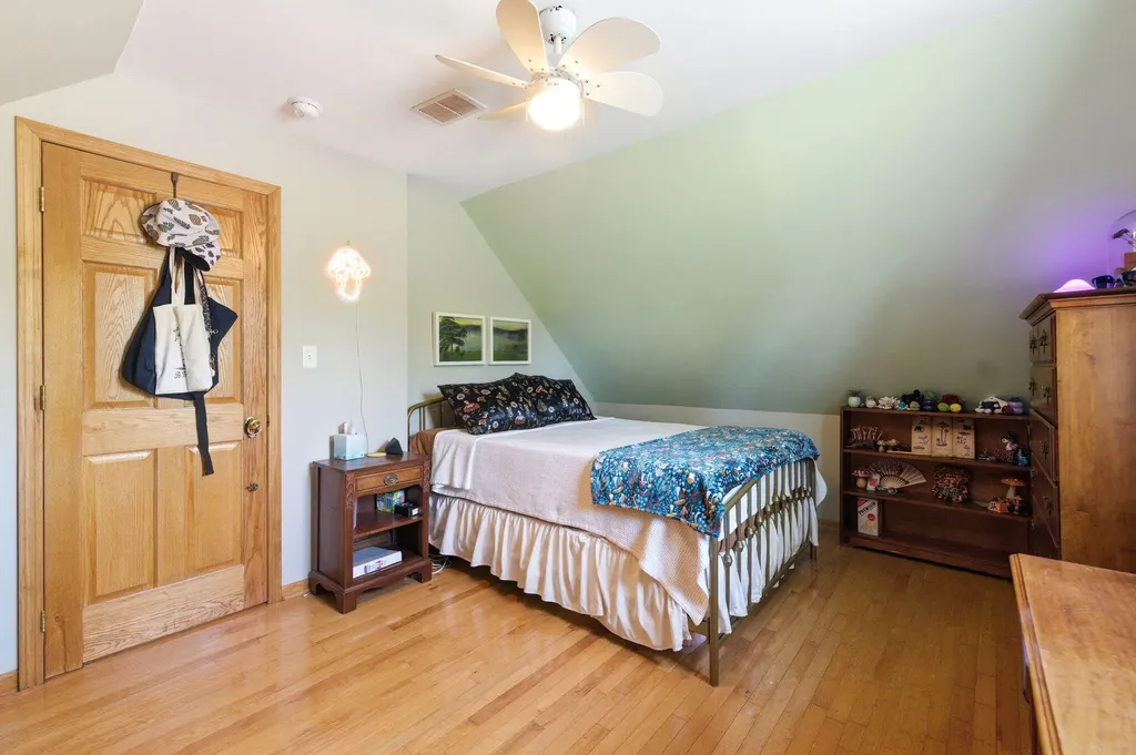 7780 W East Road Chikaming Township MI 49128