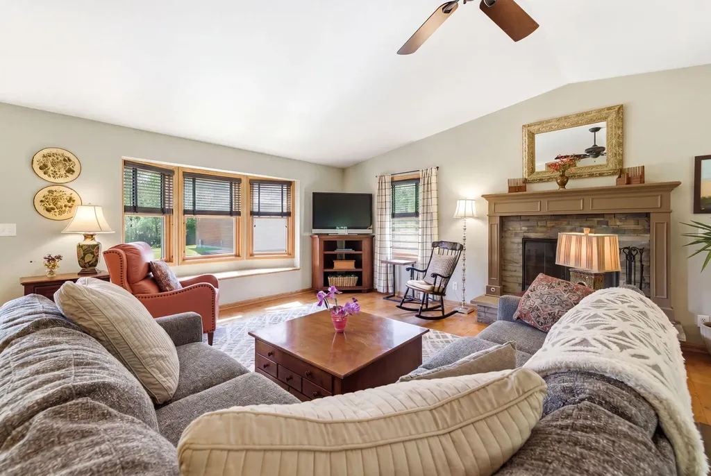 7780 W East Road Chikaming Township MI 49128