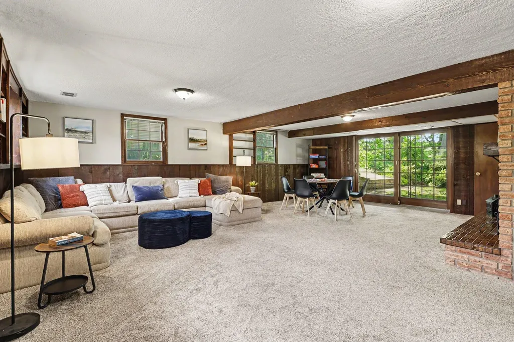2946 Windsor Drive St. Joseph Charter Township MI 49085