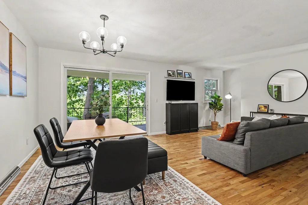 2946 Windsor Drive St. Joseph Charter Township MI 49085