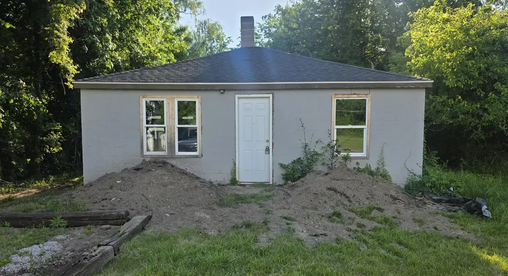 336 S Crystal Avenue Benton Charter Township MI 49022