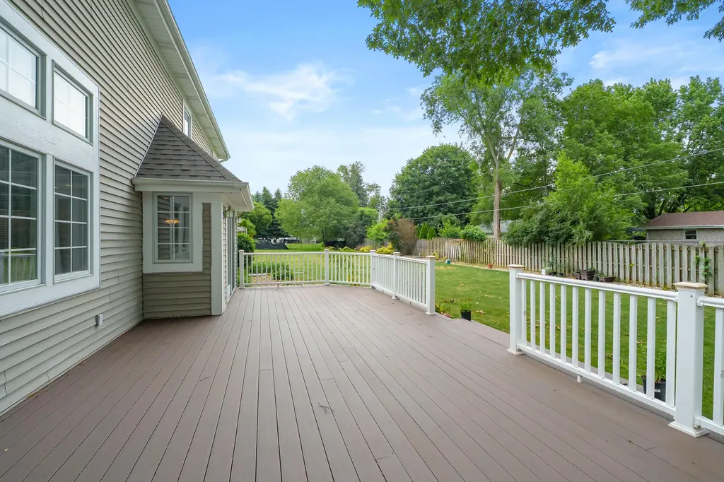 2166 Alpine Court Lincoln Charter Township MI 49127