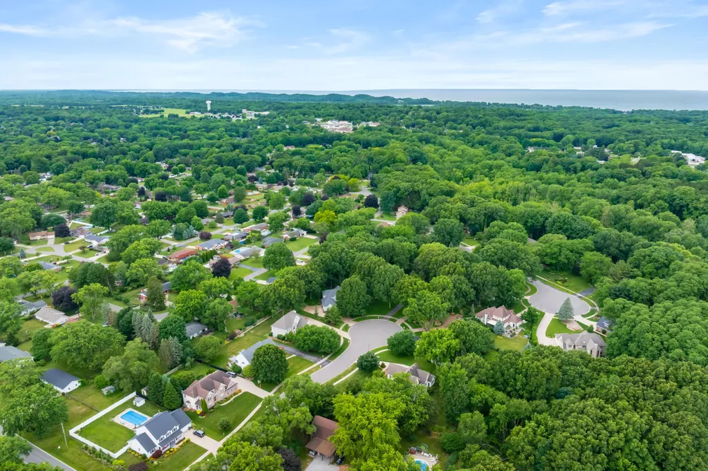 2166 Alpine Court Lincoln Charter Township MI 49127
