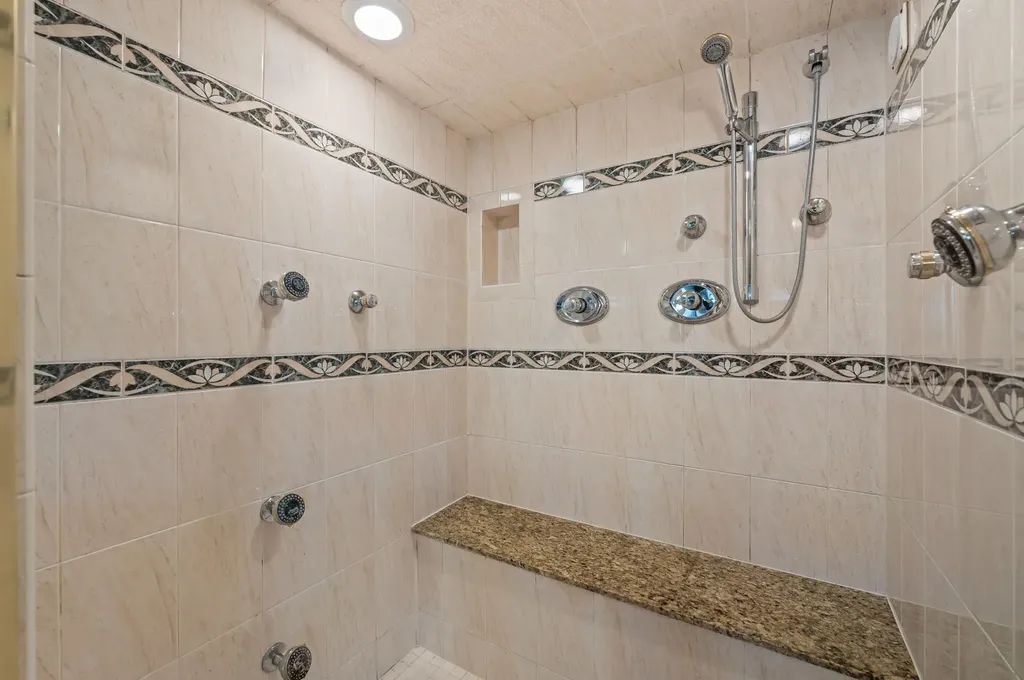2349 Riverside Pointe Drive St. Joseph Charter Township MI 49085