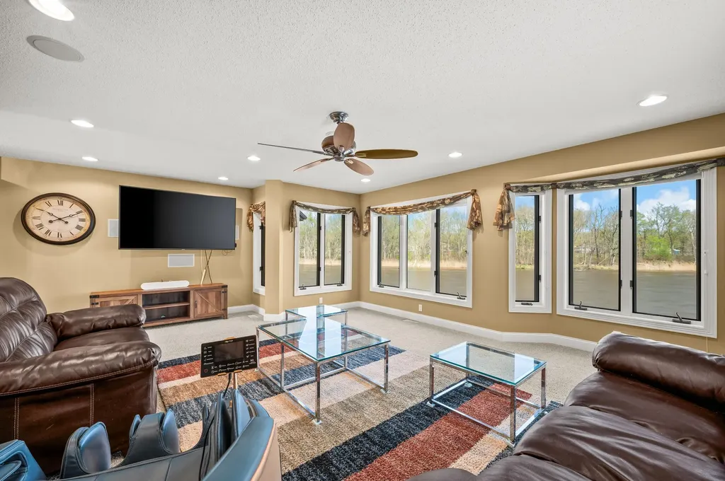 2349 Riverside Pointe Drive St. Joseph Charter Township MI 49085
