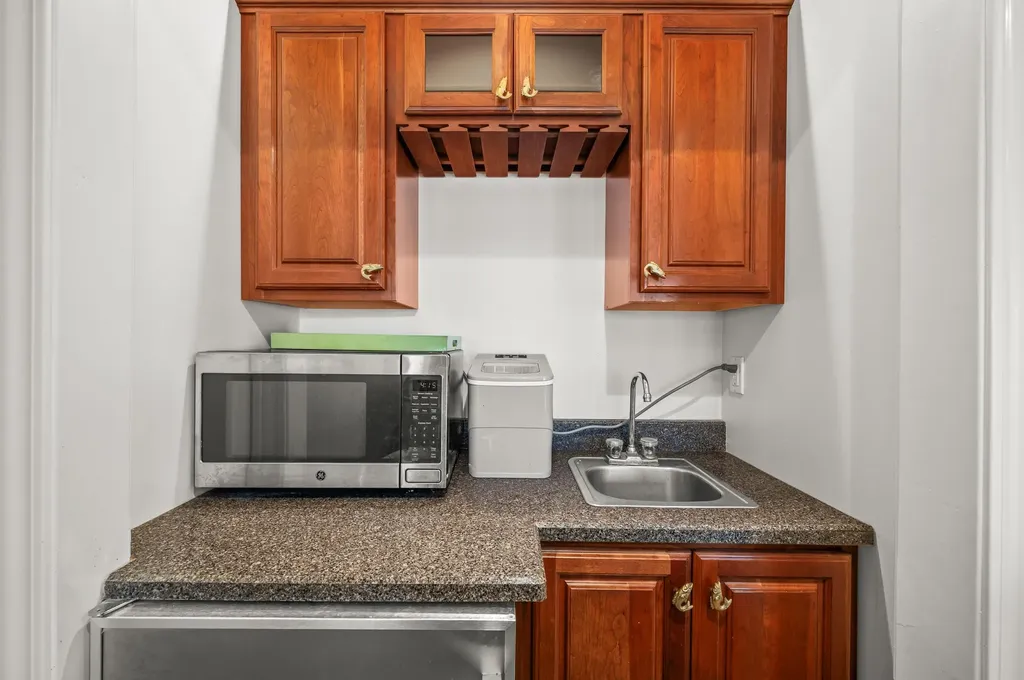 2349 Riverside Pointe Drive St. Joseph Charter Township MI 49085